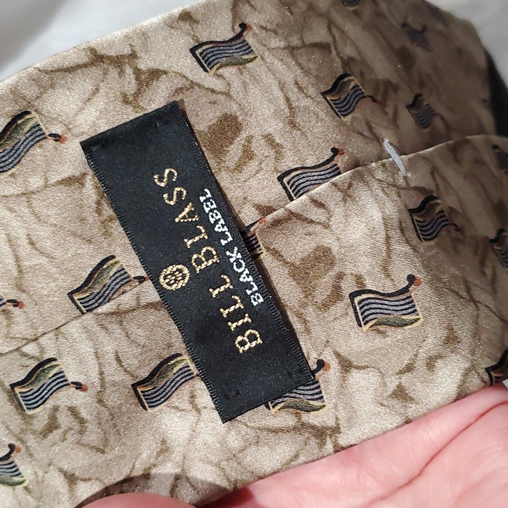 Vintage Bill Blass Black Label 100% Silk Tie